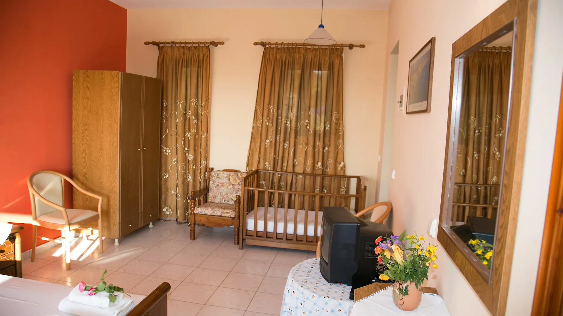 Almyros Studios & Apartments Kefalonia Island